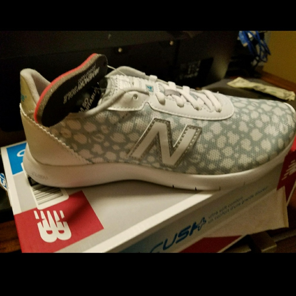 New balance shoes